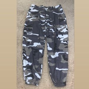 army fatigue joggers